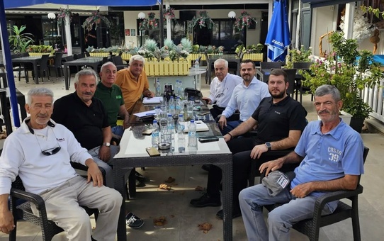Özcan, Mahalle Ziyaretleriyle İhtiyaçları Dinliyor