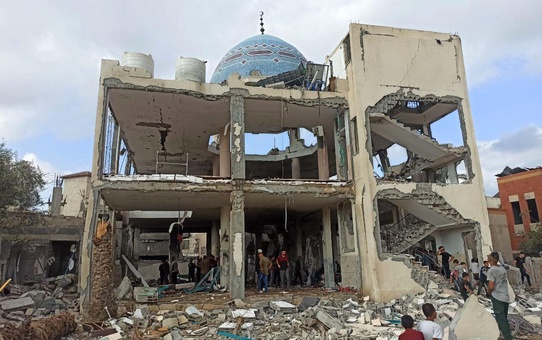 Gazze'de El Aksa Camii'ne Saldırı: 21 Ölü