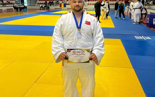 Mehmet Ali Akıncı, Gençler Balkan Judo Şampiyonası'nda Bronz Madalya Kazandı