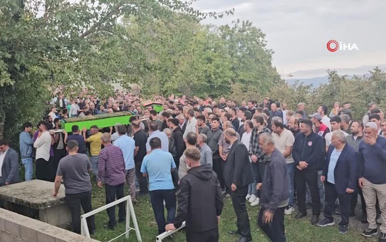 Küba'daki Patlamada Ölen Denizciler Defnedildi