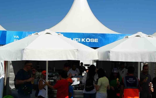 Tatlıcı Köse'nin Baklavası TEKNOFEST'te Beğeni Topladı