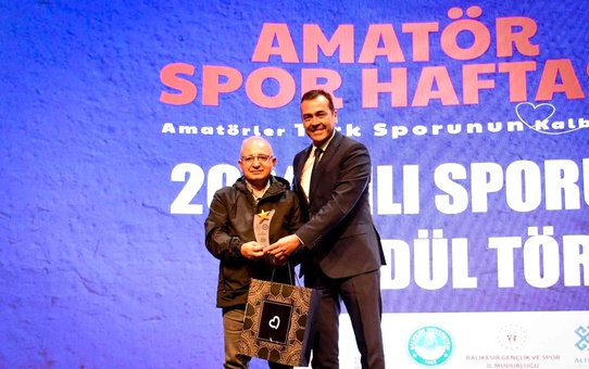 Balıkesir'de 'Yılın Spor Muhabiri' Ödülü İHA Muhabiri Hüseyin Tokmak'a Verildi