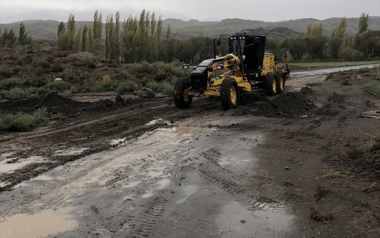 Iğdır'da Selin Kapatığı Yollar Açıldı
