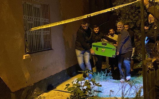 Kozan'da Genç Ölü Bulundu