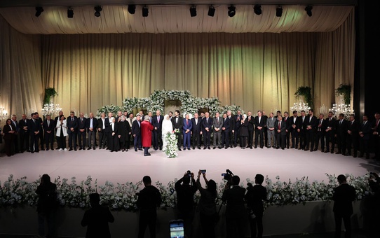 AK Partili Halis Dalkılıç'ın kızı Hanne'nin nikah töreni AK Parti Grup Toplantılarını aratmadı