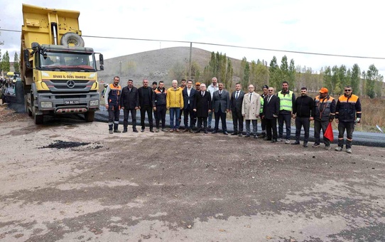 Vali Yılmaz Şimşek Güneykaya Beldesini Ziyaret Etti