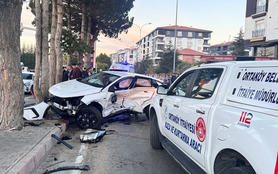 Aksaray'da Trafik Kazası: 1 Ölü, 2 Yaralı