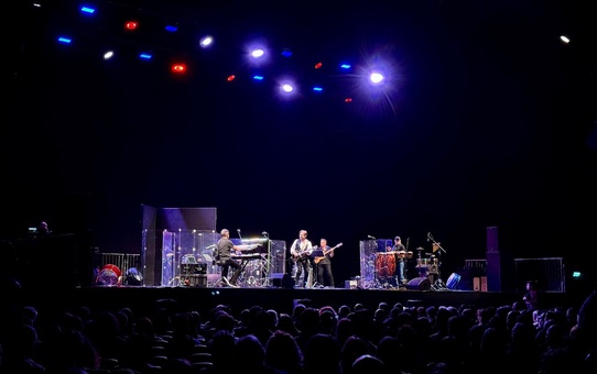 Al Di Meola İstanbul'da Konser Verdi