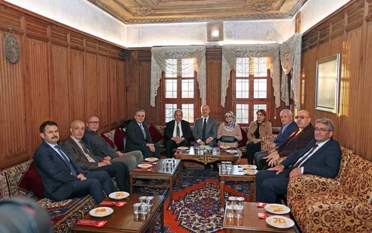 YÖK Başkanı Özvar Talas'ta