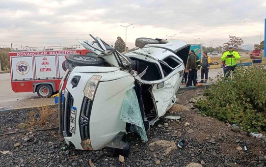 Elazığ'da Trafik Kazası: 19 Yaşındaki Genç Hayatını Kaybetti