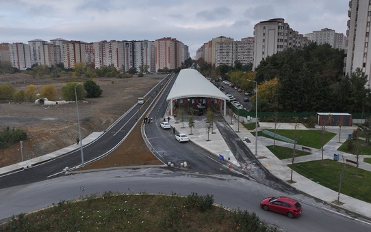 Beylikdüzü'nde Kapalı Pazaryeri Açıldı