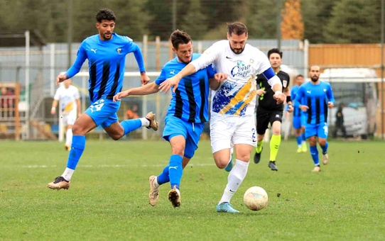Belediye Derincespor, Karacabey Belediyespor'a 2-0 Mağlup Oldu