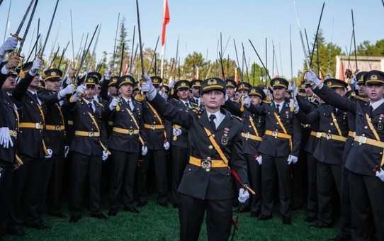 Teğmenler yemin için 7 kez başvuru yapmış
