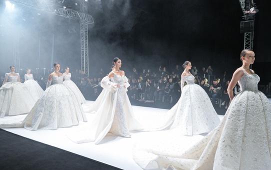 IF Wedding Fashion İzmir'de 2025 Modası Tanıtıldı