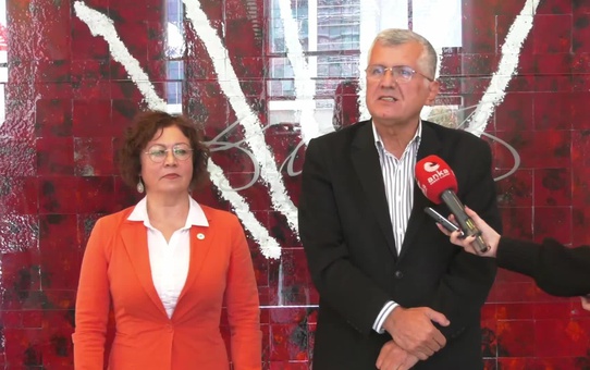 Özgür Özel, Sol Parti Heyetiyle Bir Araya Geldi... İsmail Hakkı Tombul: 'Mücadeleyi Birlikte Yükseltelim Dedik'