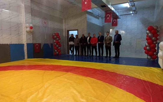 Erzurum'da Güreş Antrenman Salonu Açıldı