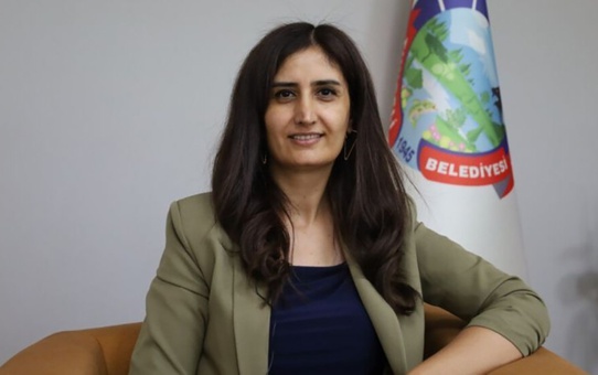 Tunceli Belediyesi'nin Eski Eş Başkanı Birsen Orhan Gözaltına Alındı