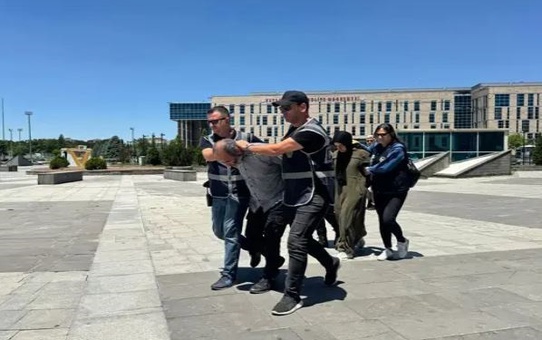 Kayseri'de Atatürk Anıtı'na Zarar Veren Sanıklara Onaylanan Ceza