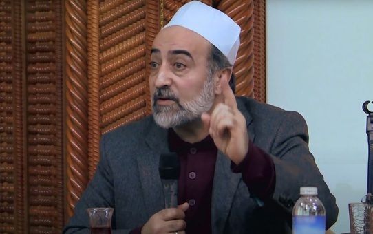 Erkeğin, kaynanasının elini öpmesi caiz mi? Ünlü ilahiyatçıdan tartışılacak yanıt