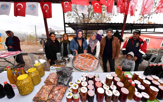 Mersin'de Kırsal Mahalle Buluşmaları Erdemli'de Düzenlendi