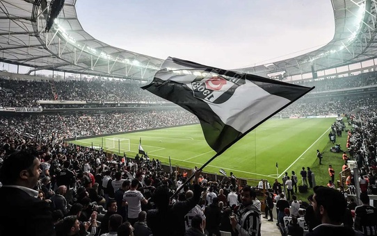 Taraftarlar kıyameti kopardı: Beşiktaş'ın logosu değişti
