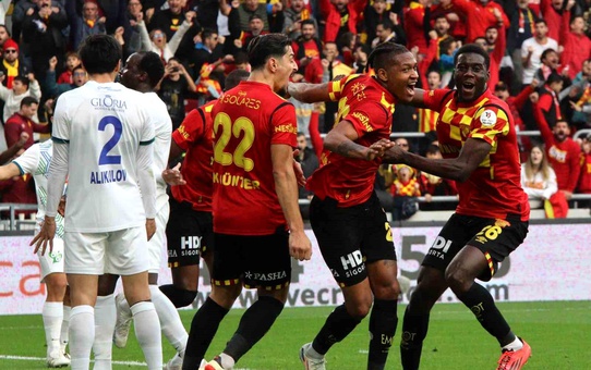 Göztepe 1-0 Üstün Gitti