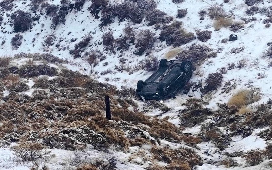 Adıyaman'da Kontrolden Çıkan Araç Şarampole Yuvarlandı