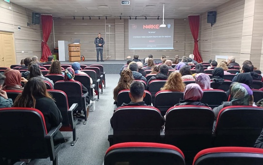 Göynücek'te Narkotik Semineri