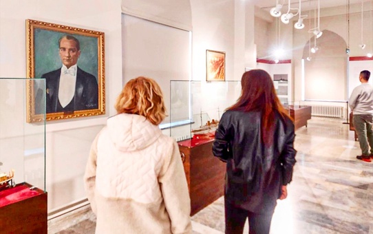 Yaşar Çallı'nın Atatürk Portresi Eskişehir'de Sergileniyor