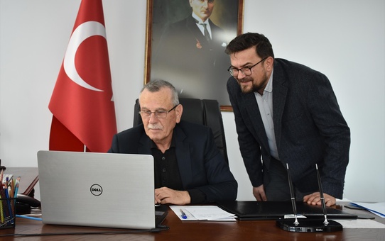 Kaymakam Günlü 'Yılın Kareleri' Oylamasına Katıldı