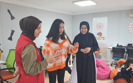Ardanuç'ta Gençlere Eğlenceli Eğitim