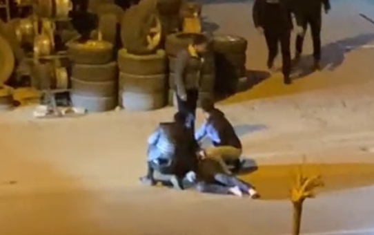 Adana'da Belediye Başkanının Otomobiline Silahlı Saldırı