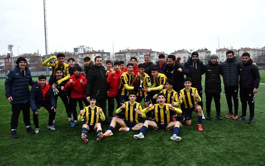 Talas Belediyespor U16 Takımı Şampiyonluğunu Korudu