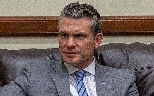 Trump'ın Savunma Bakanı adayı Hegseth, Senato'dan 1 oyla geçti