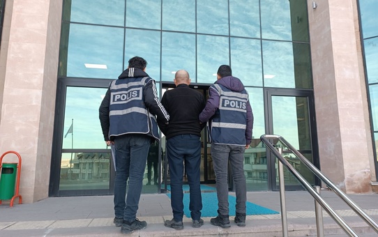 Eşini Baltayla Yaralayan Adam Tutuklandı