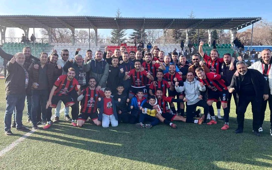 Develigücü, İmamoğlu Belediyespor'u 3-1 Yenerek Play-Off Potasına Girdi