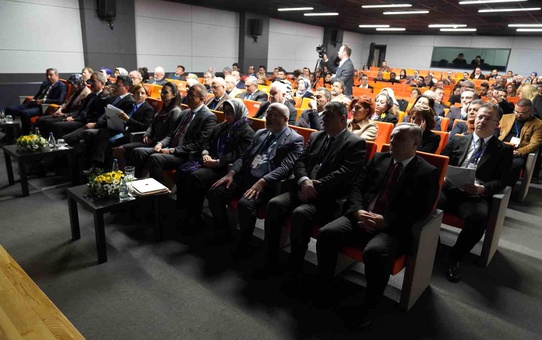 Alev Alatlı vefatının 1. yıl dönümünde anıldı