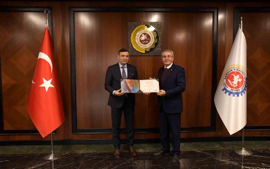 Birlik ve Beraberlik Vurgusu