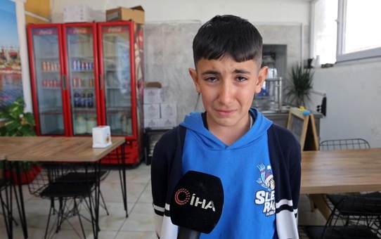 Mahmut'un Deprem Acısı: Babasını Özlüyor