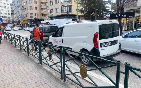 Eskişehir'de Soğukkanlı Sürücüler