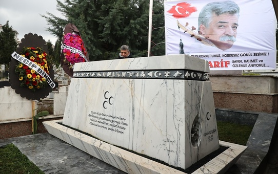 Ozan Arif'in Vefatının 6. Yılı Törenle Anıldı