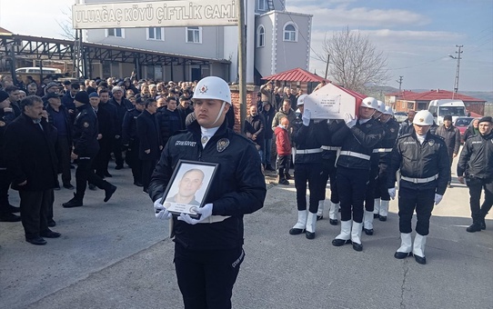 Mide Kanserine Yenik Düşen Polis Memuru Uğurlandı