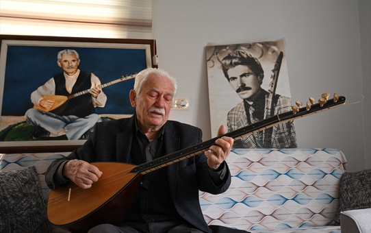 Aşık Feymani: 70 Yıldır Sazı ile Aşkını Yaşatıyor
