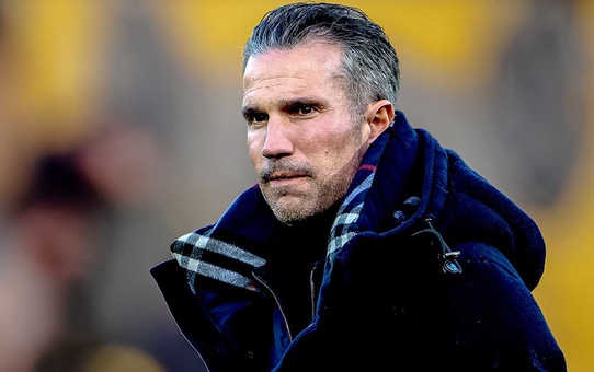 Robin van Persie, Feyenoord'un yeni teknik direktörü oldu