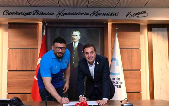 Başkan Akın'dan Yağlı Güreşte Önemli Adım: Üç Başpehlivan Balıkesir'e Katıldı