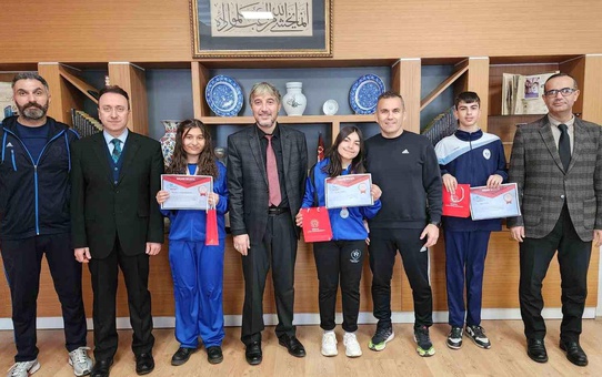 Kütahya Özel Sporcular Başarıya Doymuyor