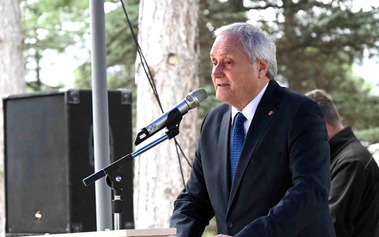 CHP'li Başkanın Osmanlı Eleştirisi Abdülhamit Osmanoğlu'ndan Sert Tepki Aldı
