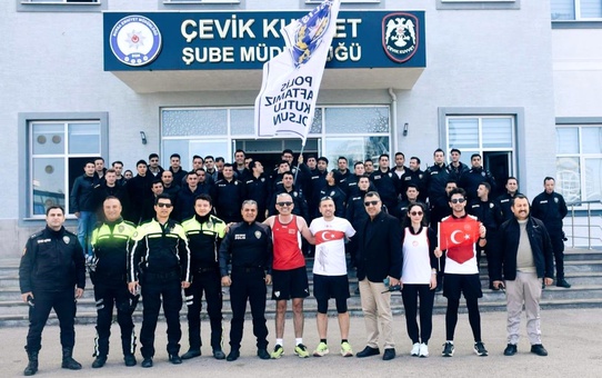 Bursa'da Emniyet Teşkilatı İçin Maraton