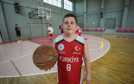 Down Sendromlular Basketbol Takımı Altın Madalya Peşinde