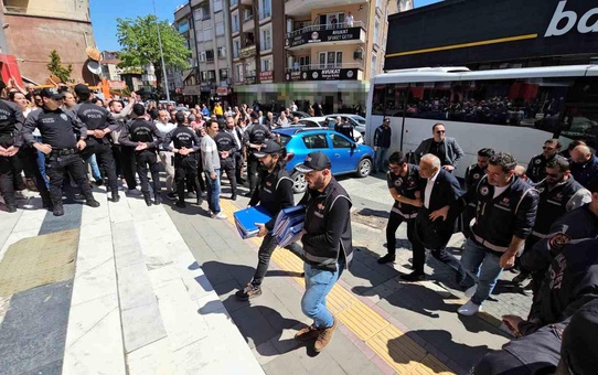 Zonguldak'ta Usulsüzlük İddiaları: Eski Belediye Başkanı Ev Hapsinde